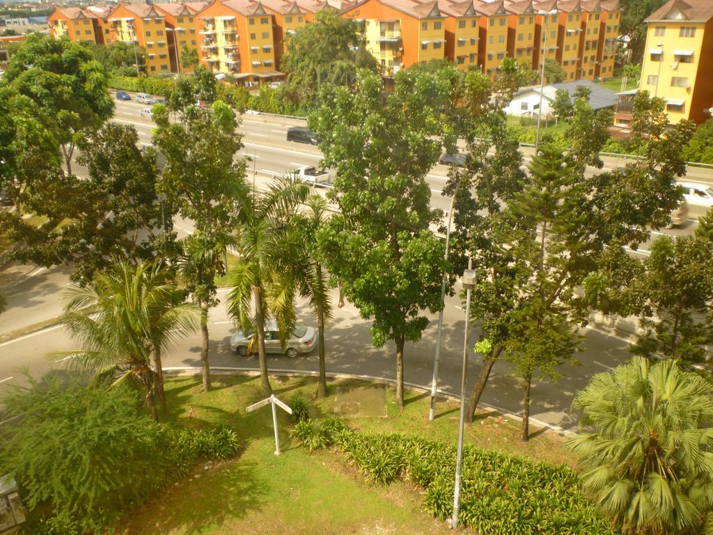 Hotel Sri Sutra - Bandar Sunway 3 Petaling Jaya Extérieur photo