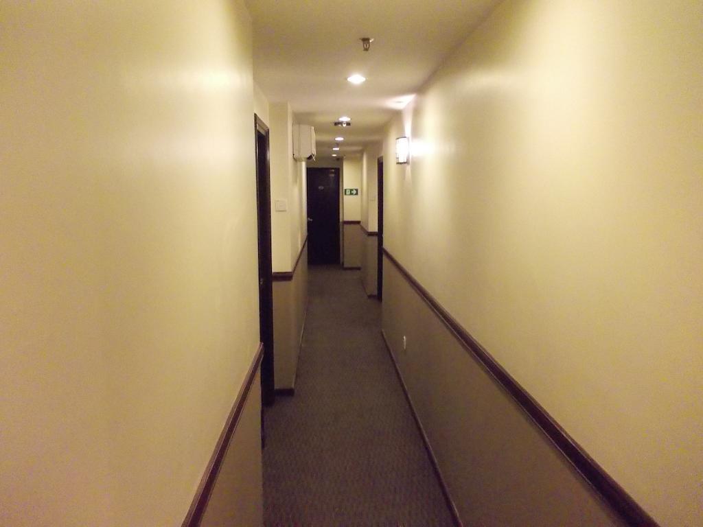 Hotel Sri Sutra - Bandar Sunway 3 Petaling Jaya Extérieur photo