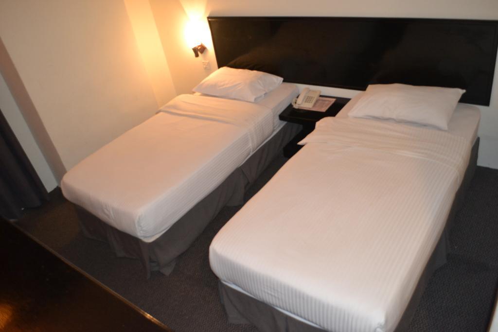Hotel Sri Sutra - Bandar Sunway 3 Petaling Jaya Extérieur photo