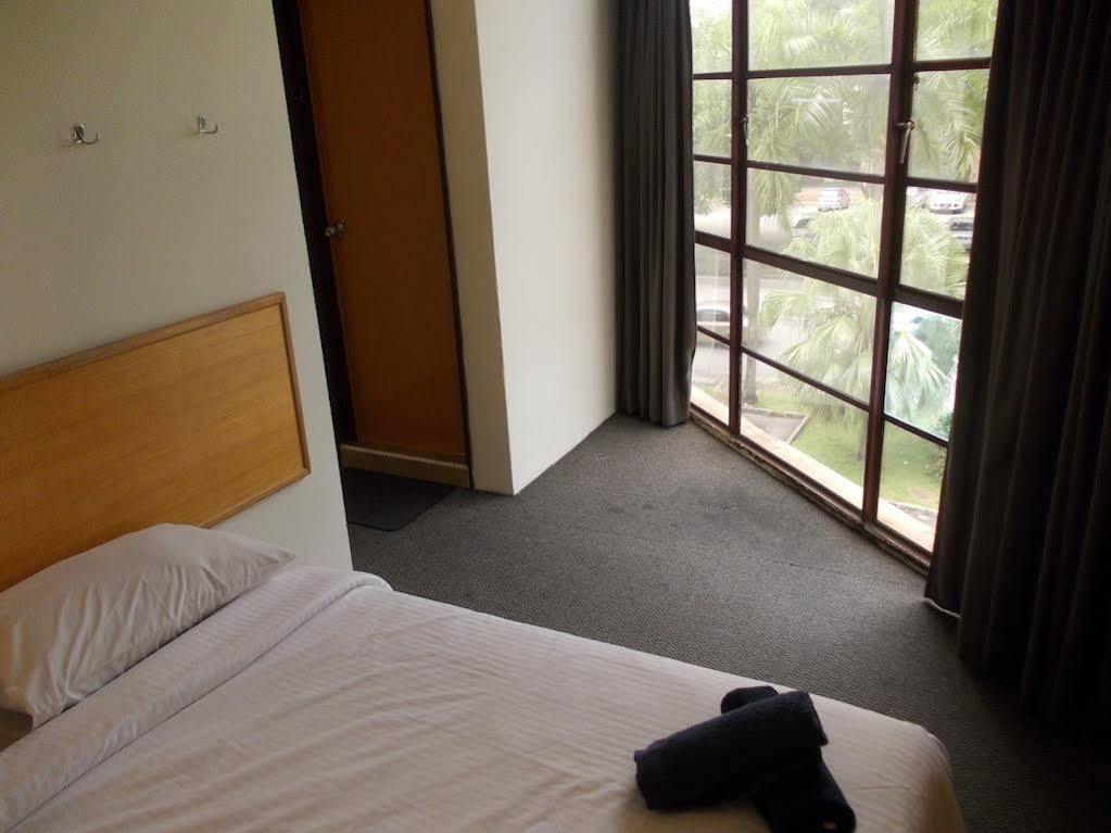 Hotel Sri Sutra - Bandar Sunway 3 Petaling Jaya Extérieur photo