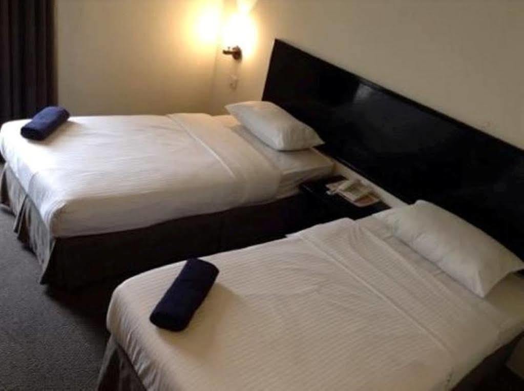Hotel Sri Sutra - Bandar Sunway 3 Petaling Jaya Extérieur photo